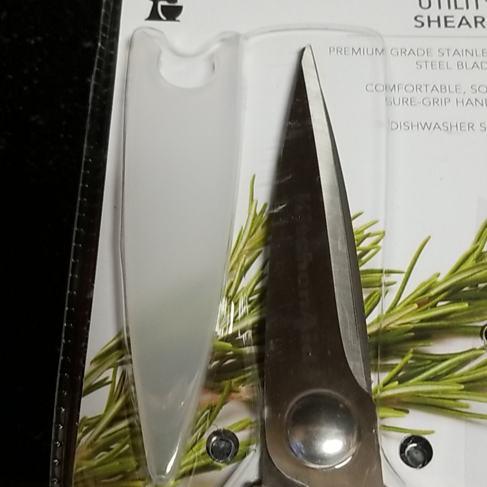 Kitchen Aid Utility Shears - Picture 3 of 4